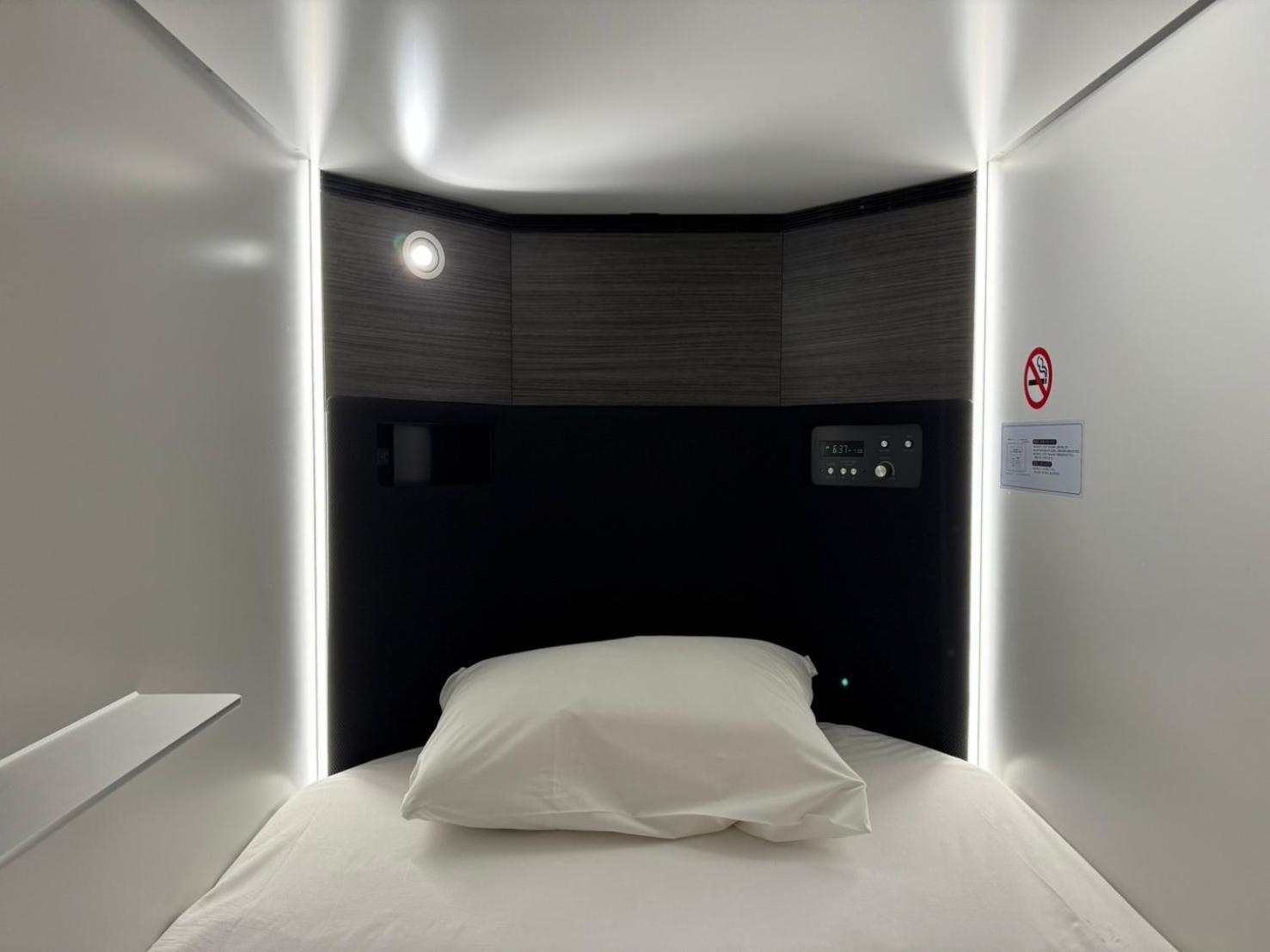 Capsule Hotel Suzumoriya Токио Екстериор снимка